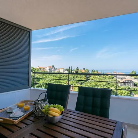 Eni Luxury 아파트 *