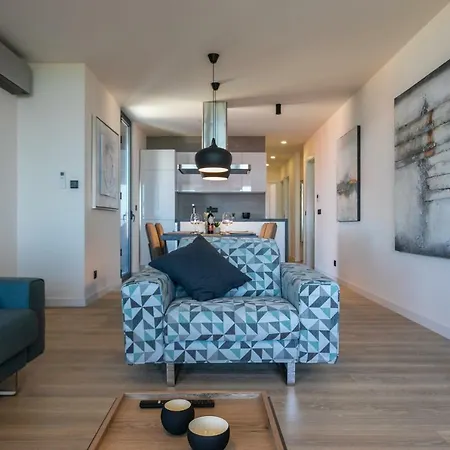 Eni Luxury Apartmán *