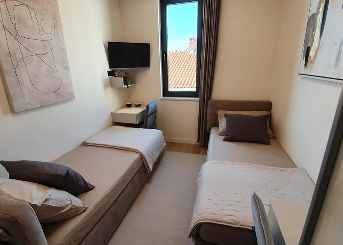 Eni Luxury דירה *