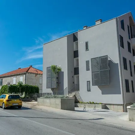 Eni Luxury Appartamento Ragusa